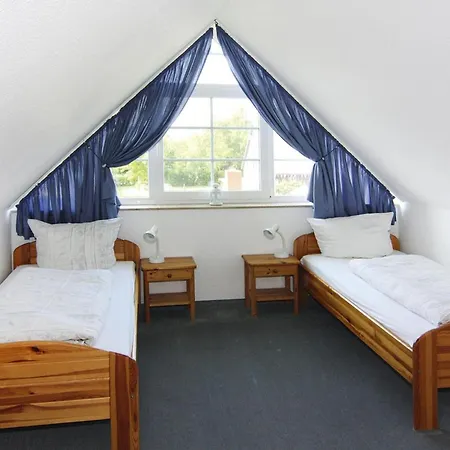 Schuldt, Behrensdorf, Cleaning Included *